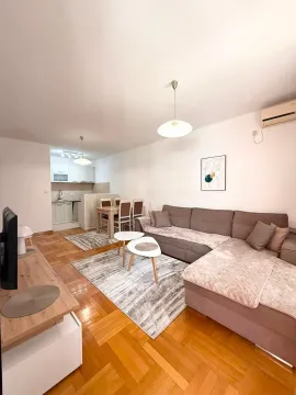 Sale, one bedroom apartment, 44m², Stari Aerodrom, Podgorica - image 1