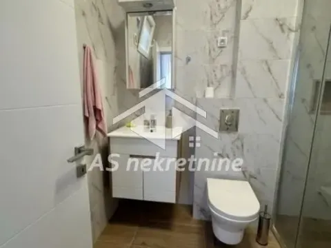 Rent, apartment, 61m², Južni Bulevar, Vračar Sve Podlokacije - image 23