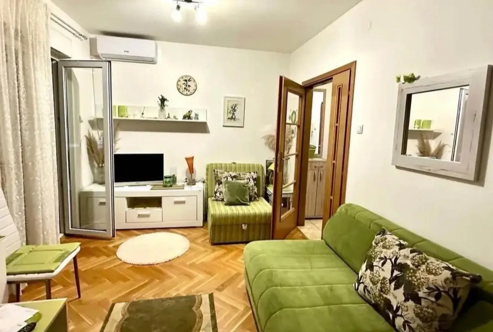 Rent, studio apartment, 29m², Blok 9, Podgorica
