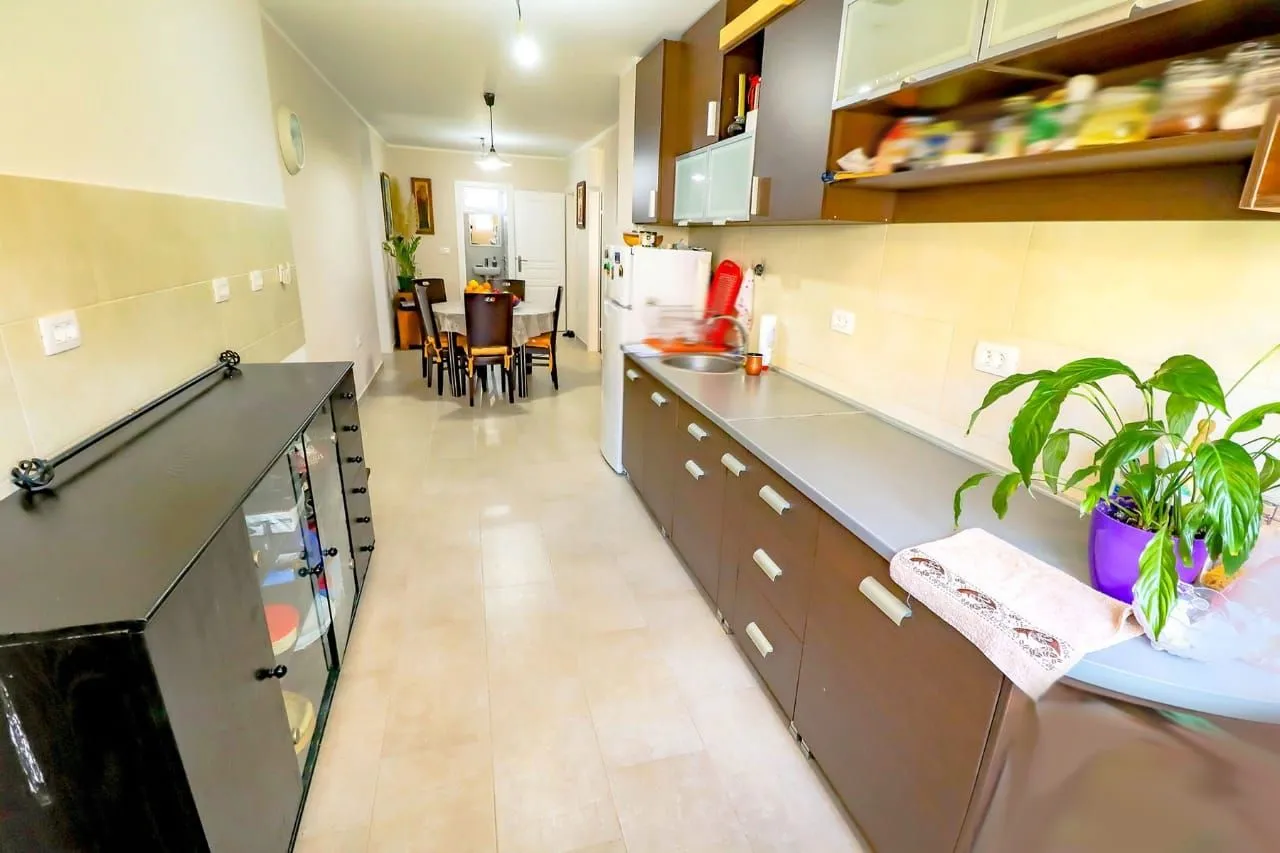 Sale, three bedroom apartment, 112m², Bar, Crna Gora