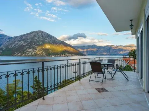 Prodaja, kuća, 358m², Kostanjica, Kotor - image 8