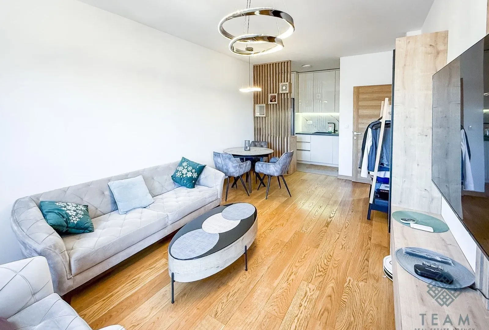 Prodaja, jednosoban stan, 45m², New City, Podgorica