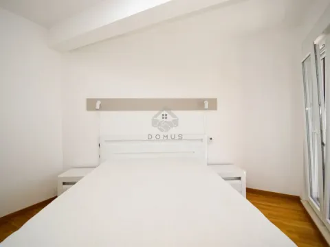 Sale, two bedroom apartment, 72m², Tivat, Crna Gora - image 6