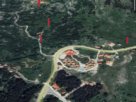 Zemljište in Njeguši