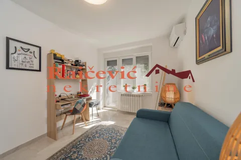 Prodaja, trosoban stan, 80m², Savski Venac, Beograd - image 13