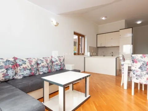 Izdavanje, jednosoban stan, 48m², Baošići, Herceg Novi - image 3