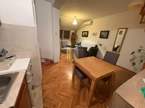 Izdavanje, trosoban stan, 62m², Bulevar Oslobodjenja, Novi Sad Sve Podlokacije - image 6