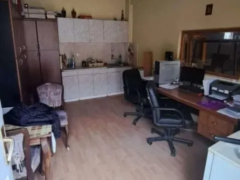 Izdavanje, poslovni prostor, 130m², Futog, Novi Sad Sve Podlokacije - image 6
