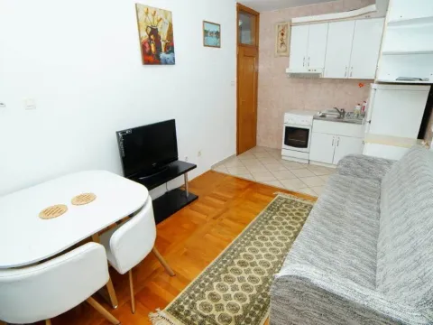 Rent, office space, 615m², Preko Morače, Podgorica - image 2