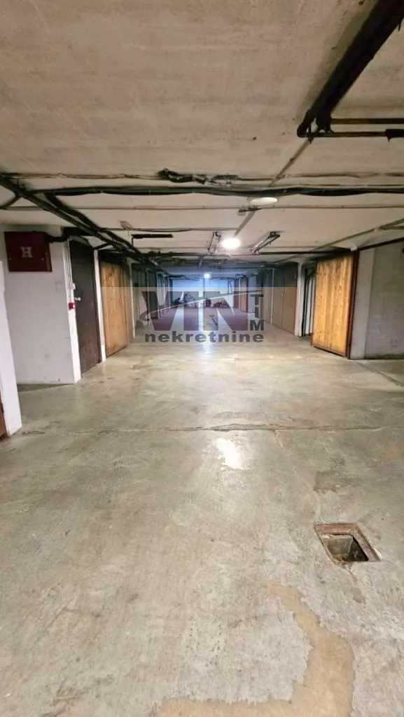 Izdavanje, dvosoban stan, 64m², Altina, Beograd