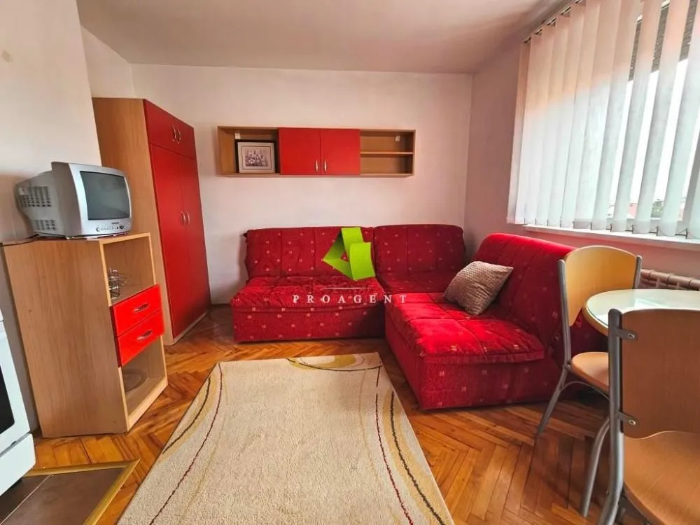 Sale, apartment, 25m², Pantelej, Niš