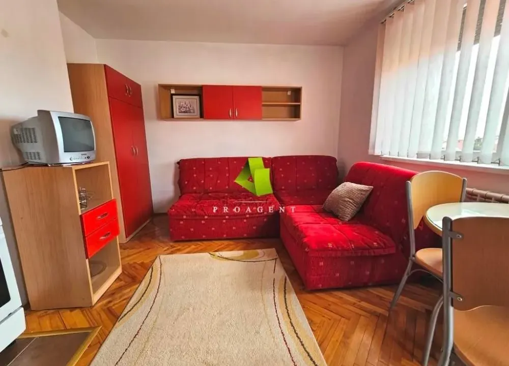 Sale, apartment, 25m², Pantelej, Niš