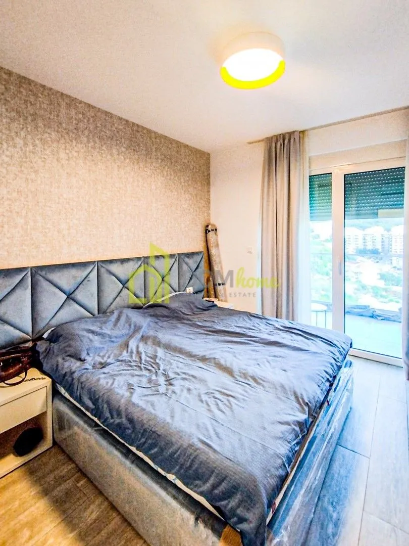 Rent, one bedroom apartment, 56m², Bečići, Budva