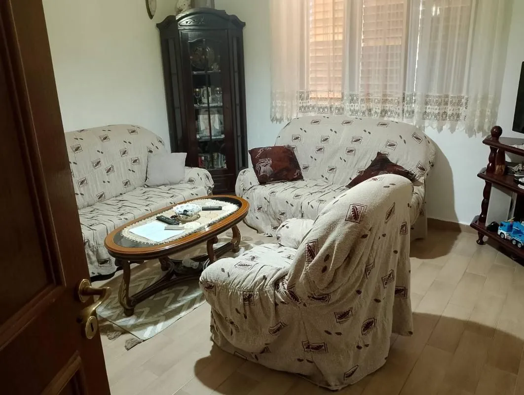 Sale, house, 180m², Golubovci, Podgorica