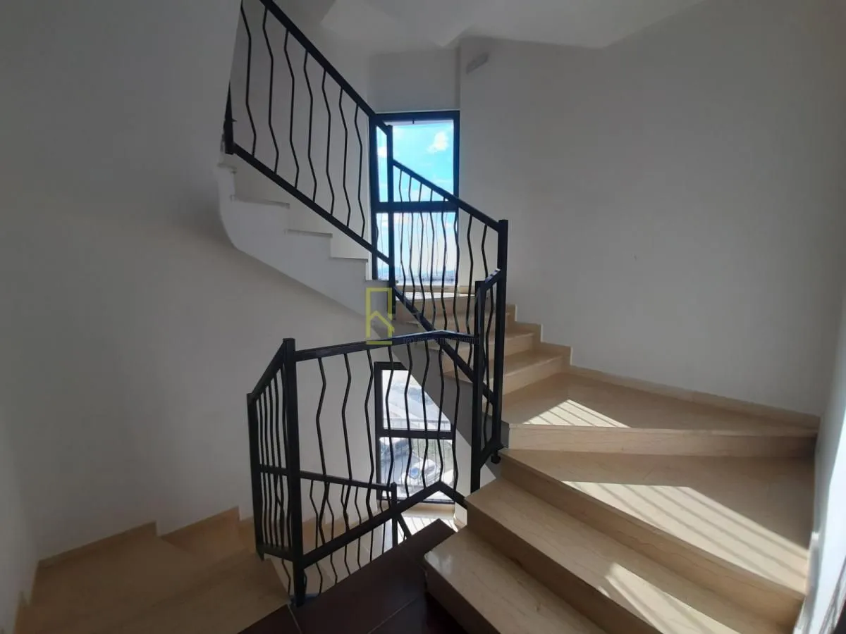 Prodaja, dvosoban stan, 58m², Stari Aerodrom, Podgorica
