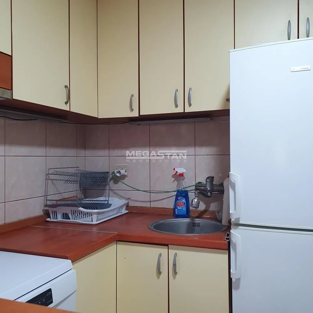 Sale, house, 84m², Uciteljsko Naselje, Zvezdara Sve Podlokacije