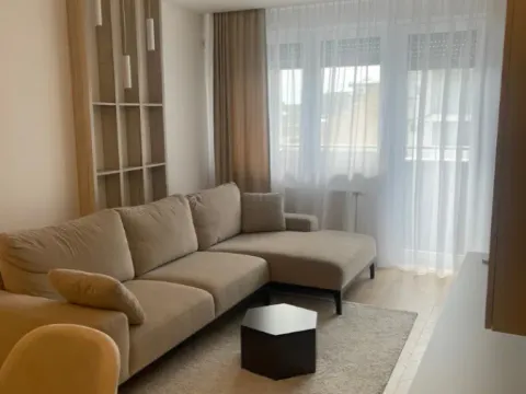 Izdavanje, dvosoban stan, 52m², Grbavica, Novi Sad Sve Podlokacije