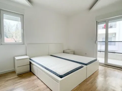 Rent, two bedroom apartment, 60m², Centar, Podgorica - image 7