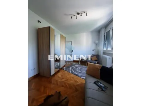 Izdavanje, jednosoban stan, 32m², Slavija, Vračar Sve Podlokacije - image 5