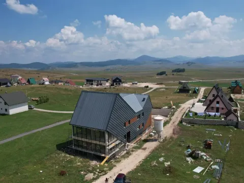 Prodaja, jednosoban stan, 31m², Žabljak, Crna Gora - image 12