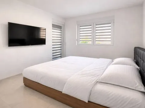Prodaja, dvosoban stan, 55m², Budva okolina, Budva - image 4