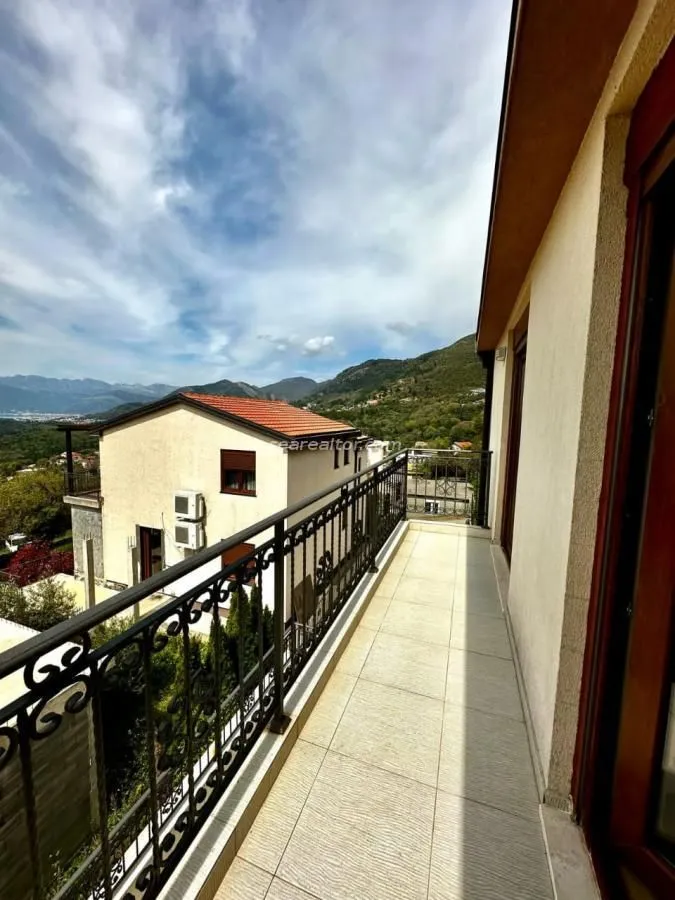 Sale, house, 173m², Kotor, Crna Gora