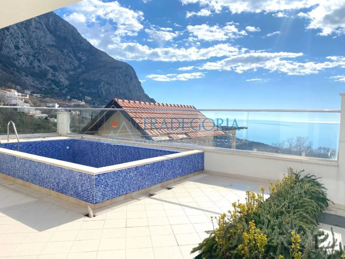 Prodaja, trosoban stan, 200m², Reževići, Budva
