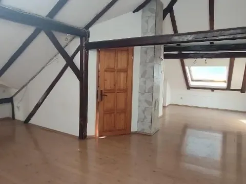 Izdavanje, kuća, 220m², Vukov Spomenik, Zvezdara Sve Podlokacije - image 10