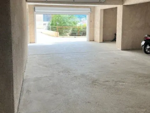 Prodaja, dvosoban stan, 85m², Dobrota, Kotor - image 13