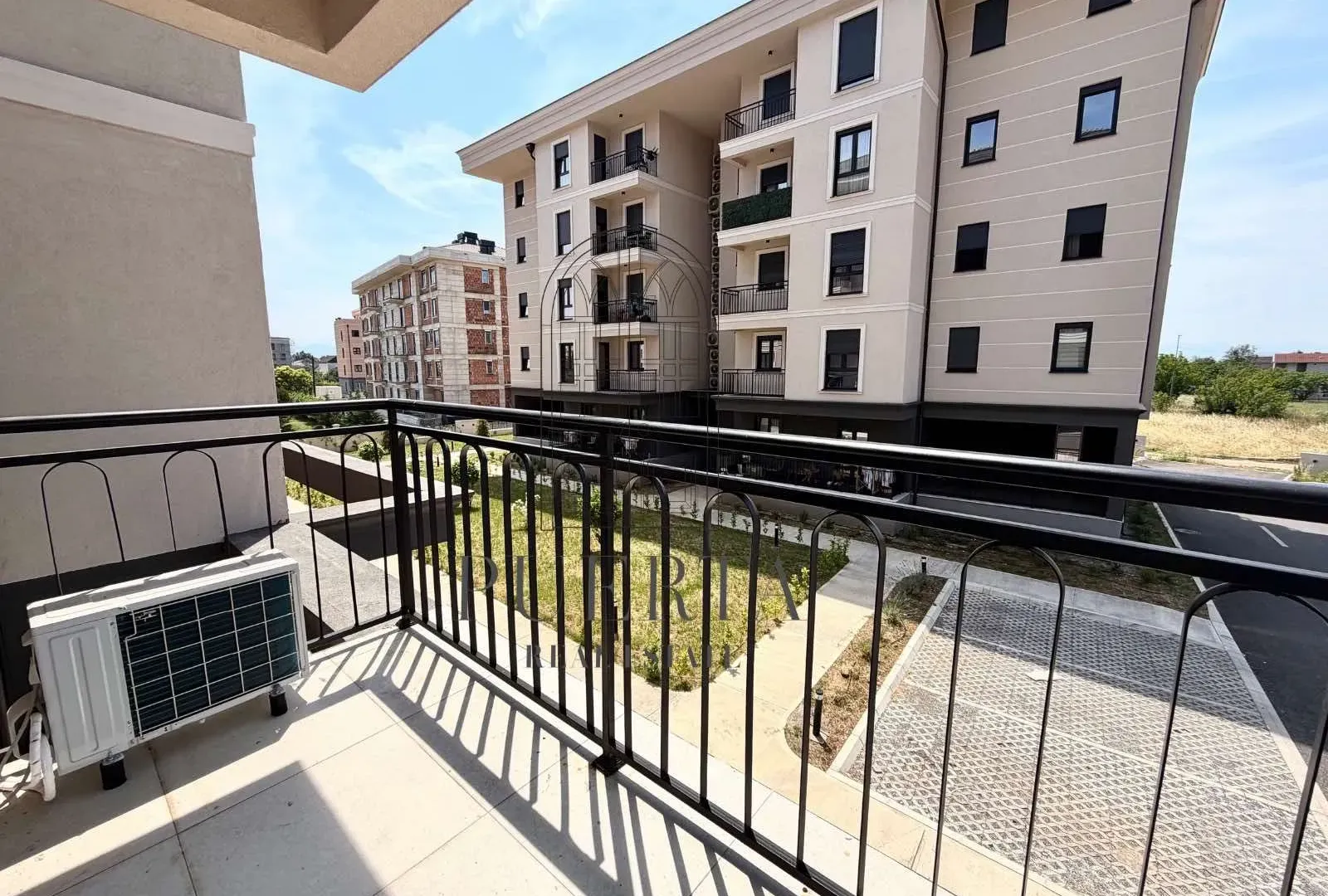 Prodaja, dvosoban stan, 64m², Tološi, Podgorica