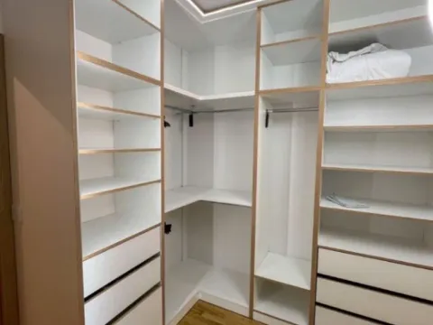 Izdavanje, dvosoban stan, 69m², Centar, Budva - image 7