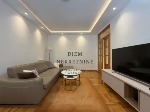 Rent, two bedroom apartment, 65m², Centar, Podgorica - image 6