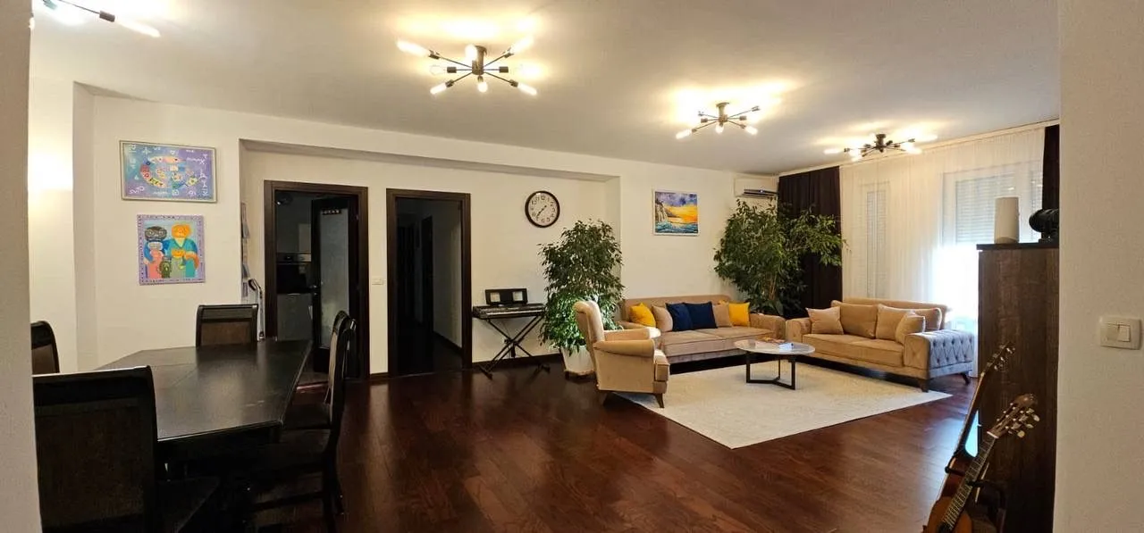 Sale, three bedroom apartment, 151m², Centar, Bar