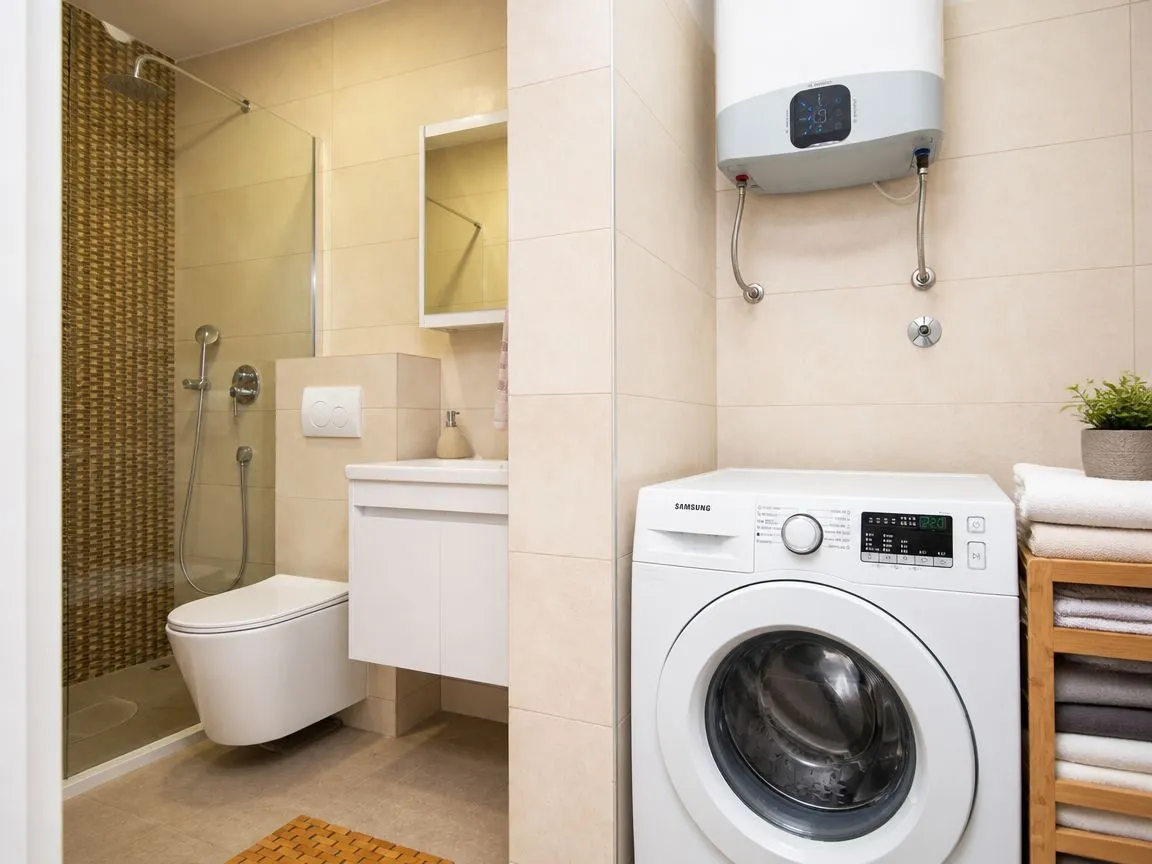 Prodaja, dvosoban stan, 110m², Budva, Crna Gora
