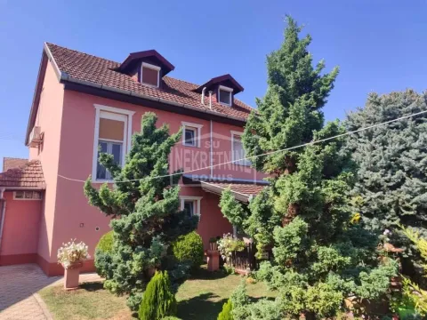Sale, house, 214m², Aleksandrovo, Subotica