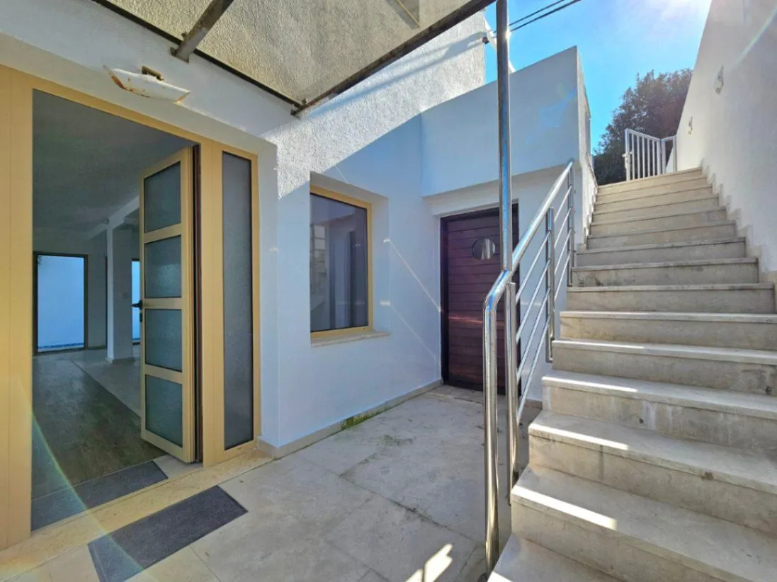 Prodaja, kuća, 250m², Krašići, Tivat