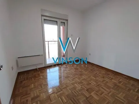 Izdavanje, četvorosoban stan, 90m², Adamovićevo Naselje, Novi Sad Sve Podlokacije - image 2