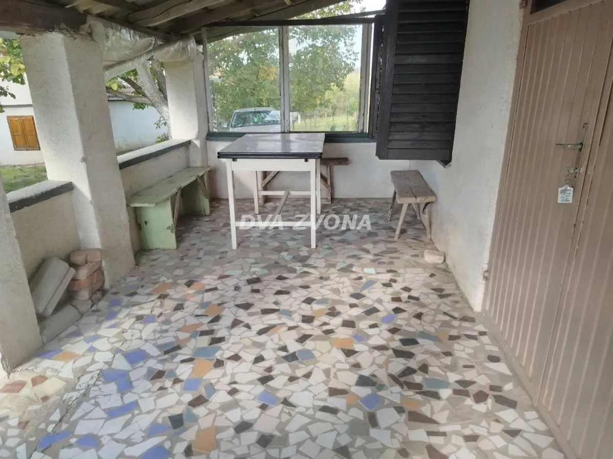 Prodaja, kuća, 40m², Novi Slankamen, Inđija