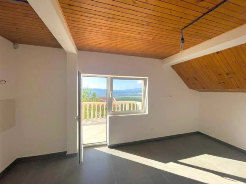 Sale, one bedroom apartment, 43m², Kavač, Kotor