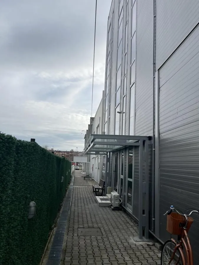 Rent, office space, 150m², Novo naselje, Novi Sad
