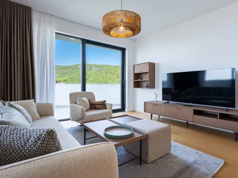 Prodaja, jednosoban stan, 69m², Bečići, Budva - image 1