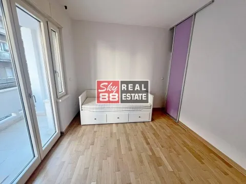 Sale, four bedroom apartment, 105m², Vračar Sve Podlokacije, Beograd - image 7