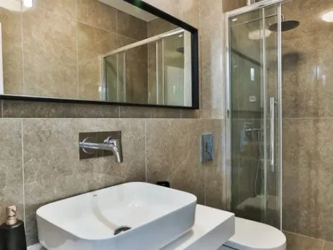 Sale, house, 220m², Sveti Stefan, Budva - image 2