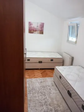 Izdavanje, dvosoban stan, 85m², Gorica C, Podgorica - image 5