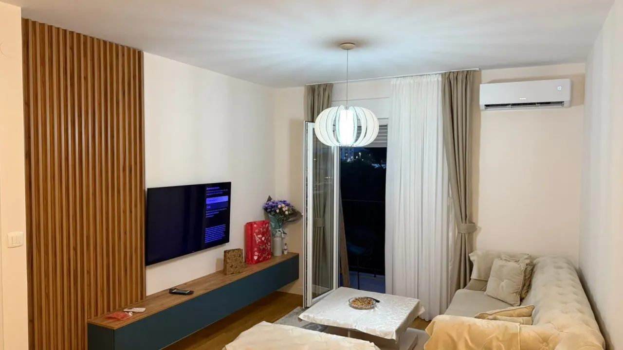 Izdavanje, jednosoban stan, 40m², Tuški Put, Podgorica