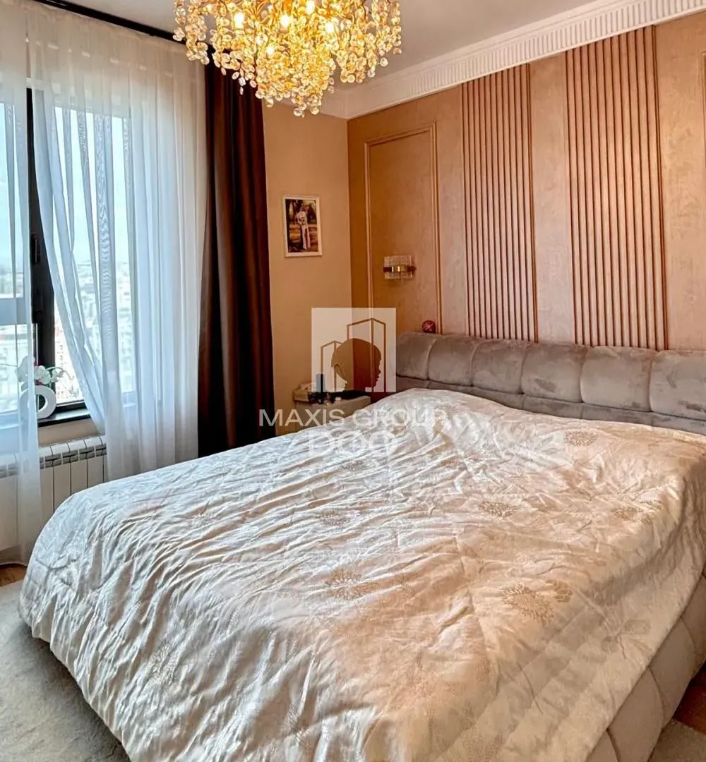 Prodaja, četvorosoban stan, 124m², Savski Venac, Beograd
