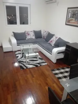 Rent, one bedroom apartment, 45m², Stari Aerodrom, Podgorica - image 10
