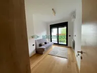 Izdavanje, trosoban stan, 88m², Južni Bulevar, Vračar Sve Podlokacije - image 3
