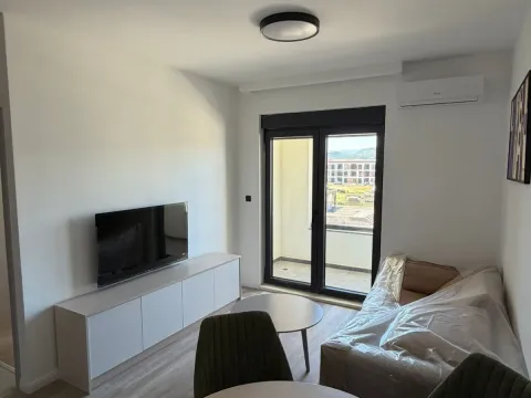 Izdavanje, jednosoban stan, 35m², Zabjelo, Podgorica - image 1