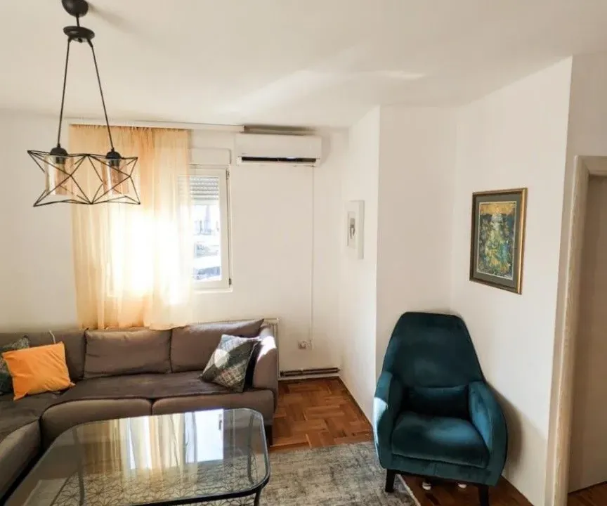 Prodaja, trosoban stan, 82m², Stari Aerodrom, Podgorica